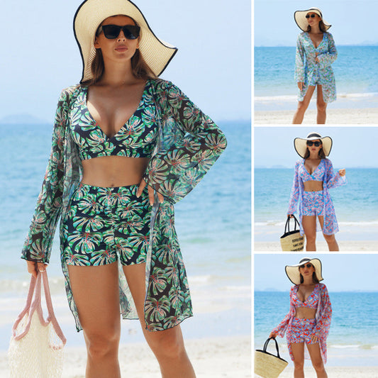 Set de trei piese pentru costume de baie pentru femei - parasolar, top bikini și pantaloni scurți
