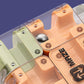 Puzzle distractiv cu labirint 3D și cub rotativ